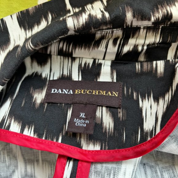 Rain Coat - Picture 2 of 8